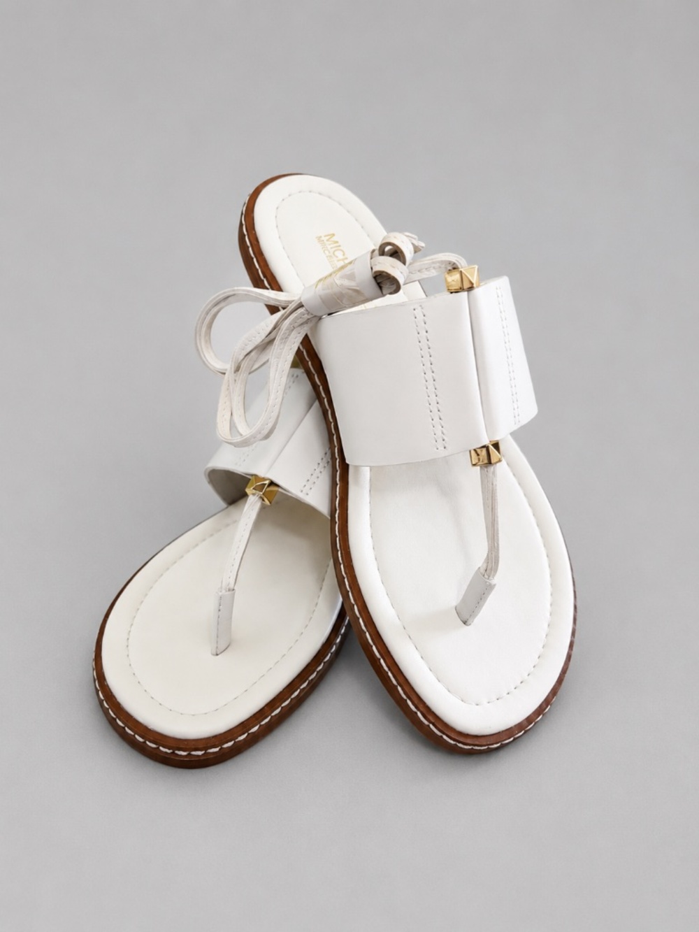 NWOT IN BOX Michael Kors White Leather Thong Sandals